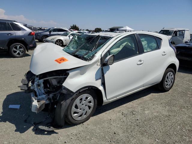 2016 TOYOTA PRIUS C, 