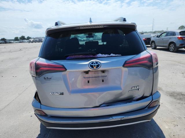 JTMRJREV3JD197477 - 2018 TOYOTA RAV4 HV LE 银色 照片 6
