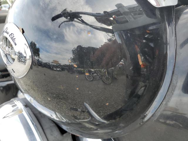 JH2RC44323M704800 - 2003 HONDA VT750 CDA 黑色 照片 9