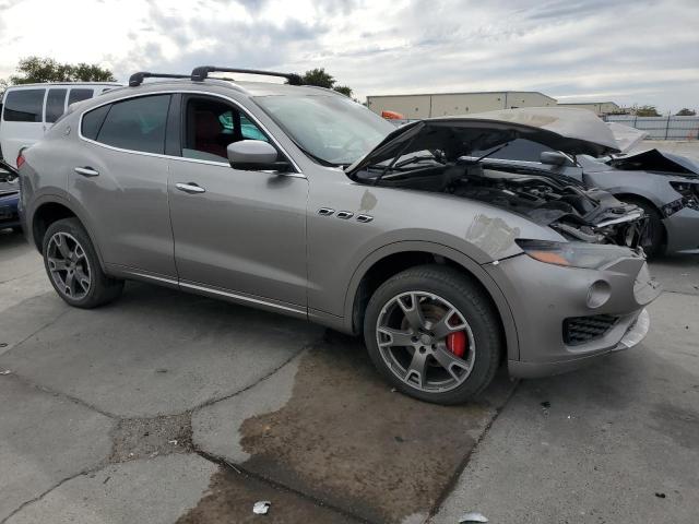 ZN661XUL5HX236343 - 2017 MASERATI LEVANTE LUXURY GRAY photo 4