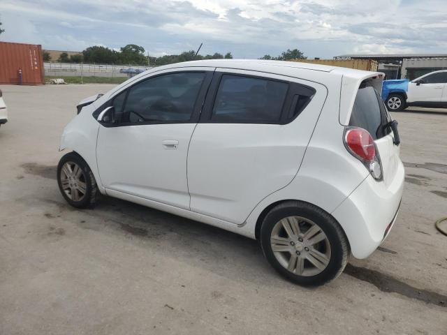 KL8CD6S95FC732186 - 2015 CHEVROLET SPARK 1LT Blanc photo 2