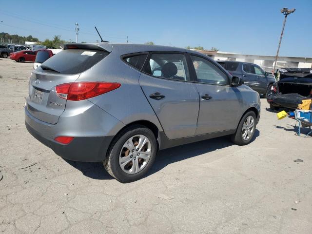 KM8JT3AB2BU159946 - 2011 HYUNDAI TUCSON GL SILVER photo 3