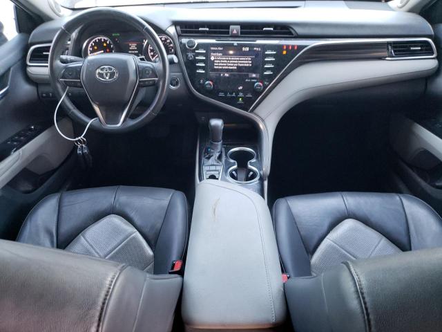 4T1BZ1HK6JU009561 - 2018 TOYOTA CAMRY XSE 灰色 照片 8