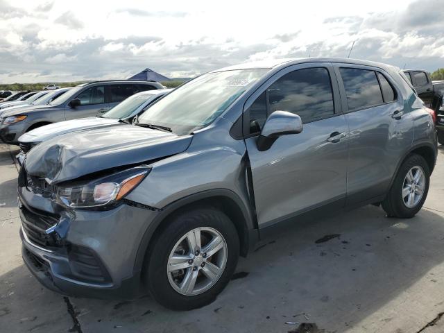 3GNCJKSB8LL323733 - 2020 CHEVROLET TRAX LS GRAY photo 1