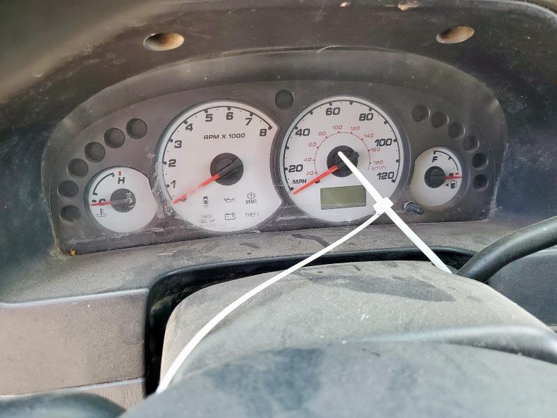 1FMYU03154KB52292 - 2004 FORD ESCAPE XLT 银色 照片 9