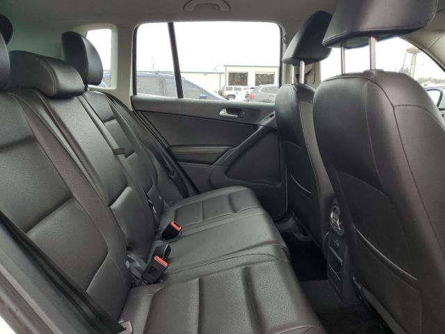 WVGAV7AX7HK030540 - 2017 VOLKSWAGEN TIGUAN S WHITE photo 11