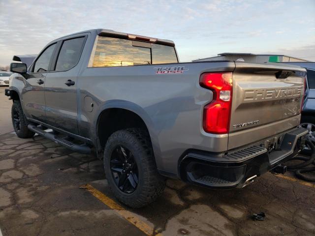 1GCPYFED2LZ303223 - 2020 CHEVROLET SILVERADO K1500 LT TRAIL BOSS GRAY photo 2