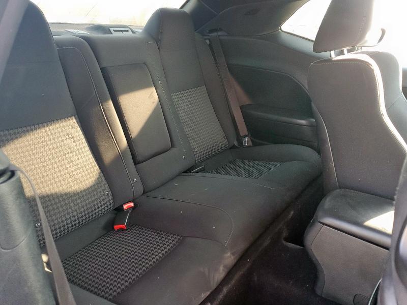 2C3CDZBT0KH573884 - 2019 DODGE CHALLENGER R/T WHITE photo 10