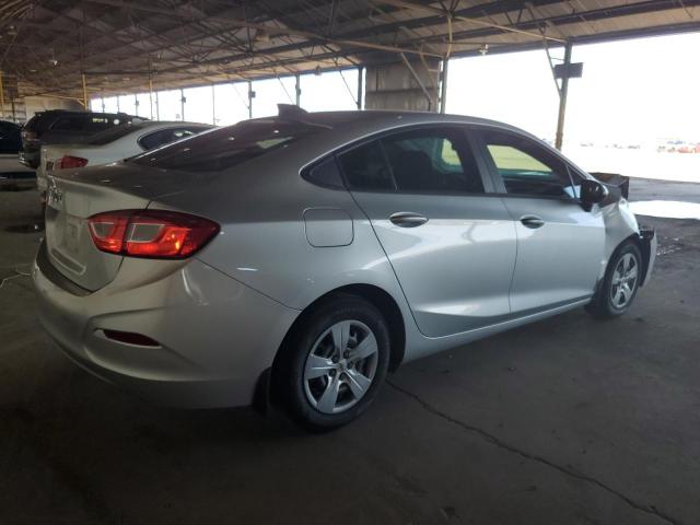 1G1BC5SM3J7148643 - 2018 CHEVROLET CRUZE LS 银色 照片 3