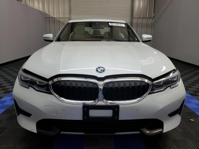 3MW5R7J09N8C54514 - 2022 BMW 330XI WHITE photo 5