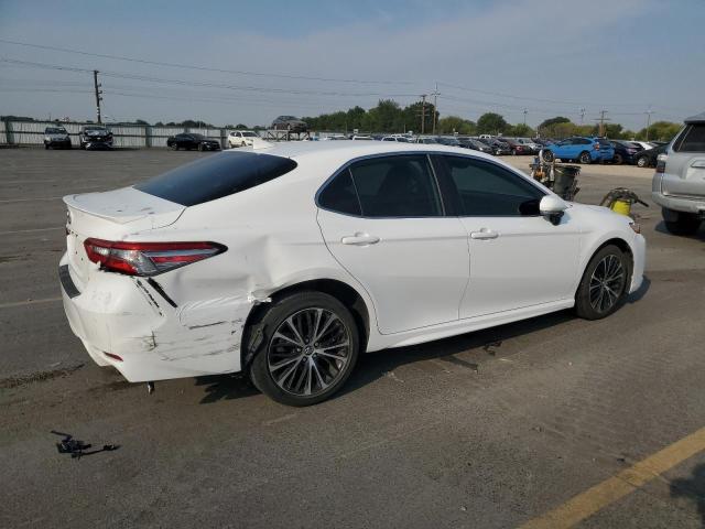 4T1B11HKXKU207150 - 2019 TOYOTA CAMRY L WHITE photo 3