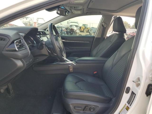 4T1B11HKXKU207150 - 2019 TOYOTA CAMRY L WHITE photo 7