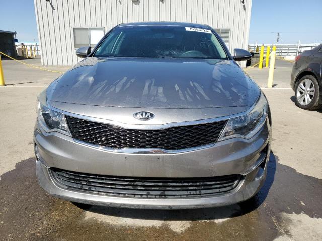 5XXGT4L3XJG199075 - 2018 KIA OPTIMA LX SILVER photo 5