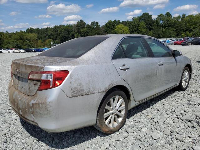 4T1BF1FK8CU125763 - 2012 TOYOTA CAMRY BASE SILVER photo 3