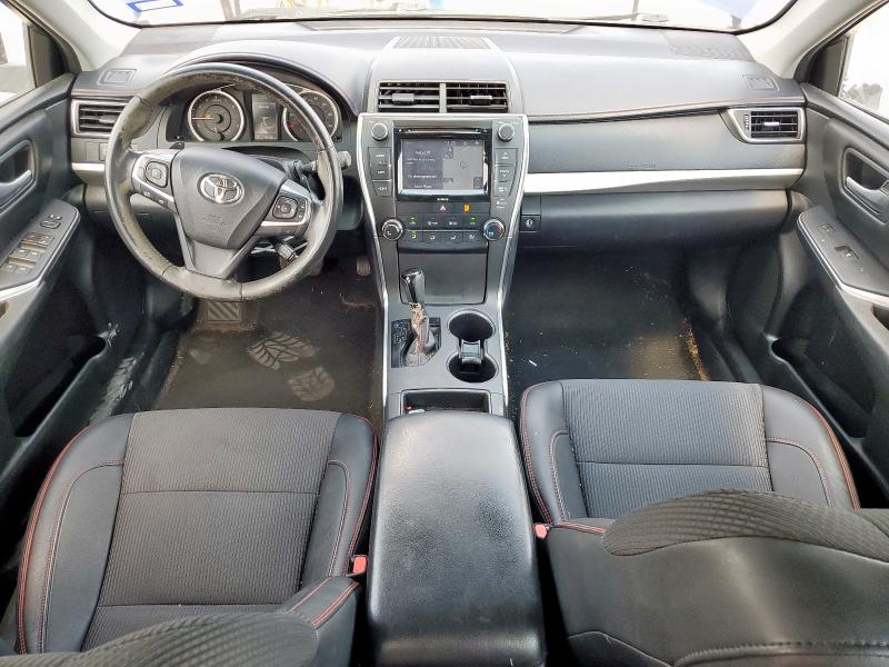 4T1BF1FK9GU584726 - 2016 TOYOTA CAMRY LE BLUE photo 8