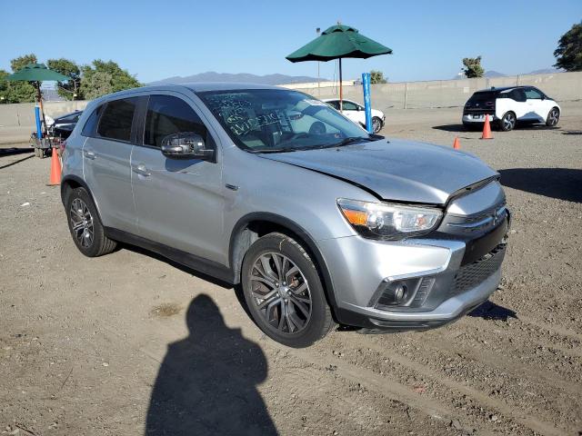 JA4AP3AU5KU007650 - 2019 MITSUBISHI OUTLANDER ES SILVER photo 4