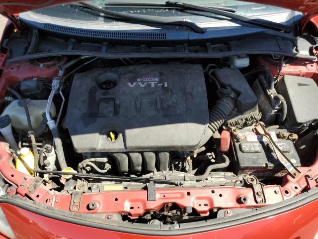 1NXBU4EE4AZ259623 - 2010 TOYOTA COROLLA BASE წითელი ფოტო 11