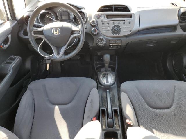 JHMGE8H20AS006101 - 2010 HONDA FIT WHITE photo 8