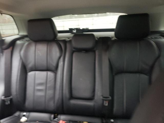 SALVP2RX2KH339689 - 2019 LAND ROVER RANGE ROVE SE WHITE photo 10