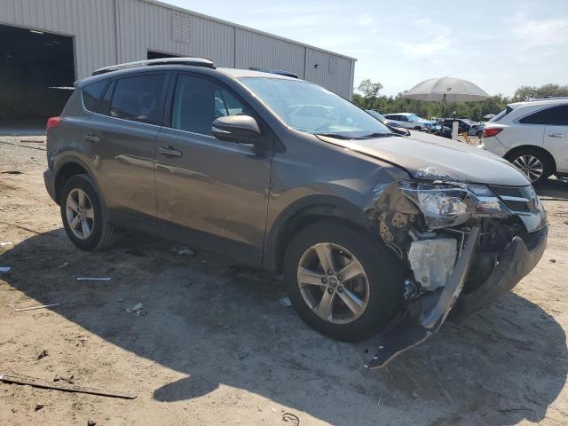 2T3WFREV5FW147436 - 2015 TOYOTA RAV4 XLE BROWN photo 4