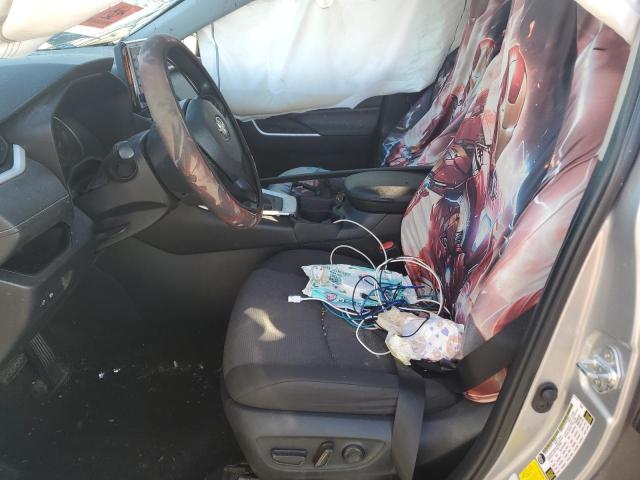 2T3W1RFV5LC040977 - 2020 TOYOTA RAV4 XLE SILVER photo 7