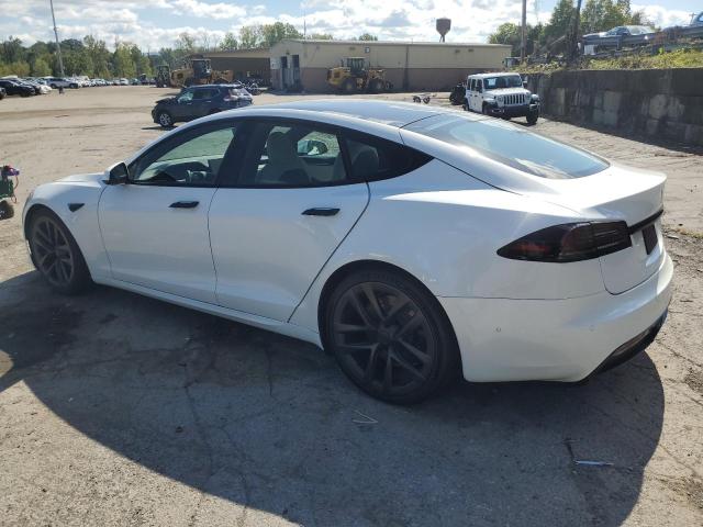 5YJSA1E53NF489759 - 2022 TESLA MODEL S WHITE photo 2