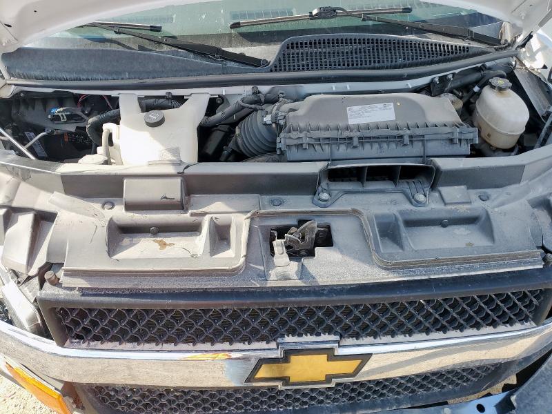 1GCWGAF74R1271408 - 2024 CHEVROLET EXPRESS G2 白色 照片 12