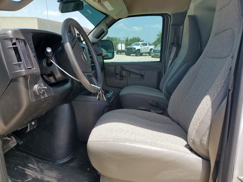 1GCWGAF74R1271408 - 2024 CHEVROLET EXPRESS G2 白色 照片 7