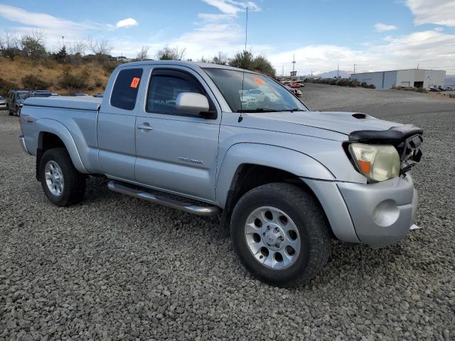 5TEUU42N05Z067341 - 2005 TOYOTA TACOMA ACCESS CAB ნაცრისფერი ფოტო 4
