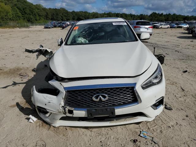 JN1EV7AR7JM436810 - 2018 INFINITI Q50 LUXE WHITE photo 5