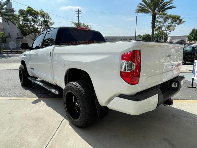 5TFRM5F16GX099210 - 2016 TOYOTA TUNDRA DOUBLE CAB SR/SR5 TWO TONE photo 3