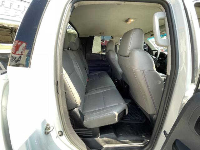 5TFRM5F16GX099210 - 2016 TOYOTA TUNDRA DOUBLE CAB SR/SR5 TWO TONE photo 6