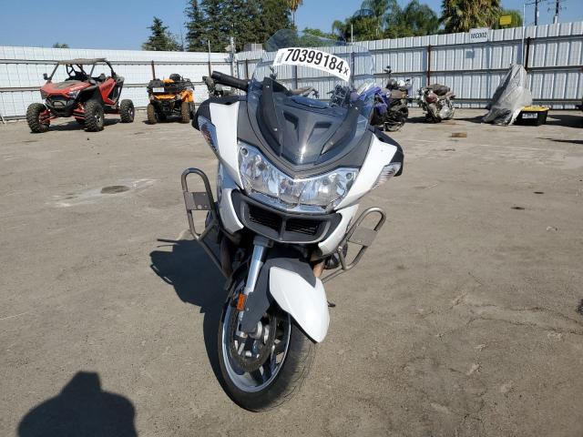 WB1044001EZW23476 - 2014 BMW R1200 RT WHITE photo 2