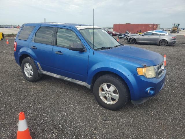 1FMCU0D70BKB66630 - 2011 FORD ESCAPE XLT ლურჯი ფოტო 4