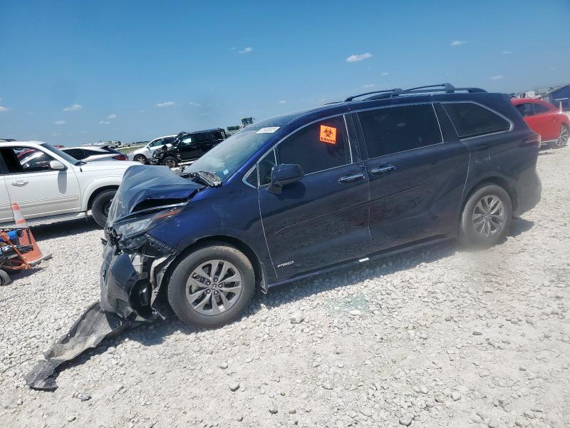 2021 TOYOTA SIENNA XLE, 