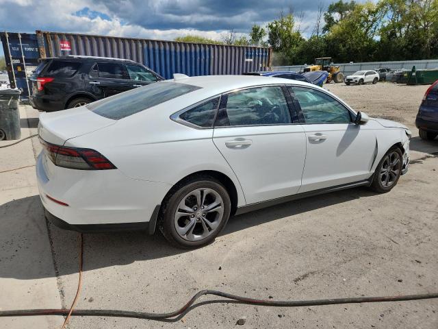 1HGCY1F33PA030323 - 2023 HONDA ACCORD EX WHITE photo 3