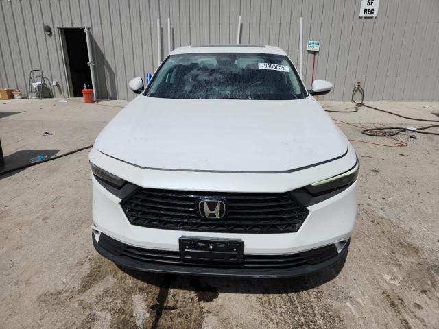 1HGCY1F33PA030323 - 2023 HONDA ACCORD EX WHITE photo 5