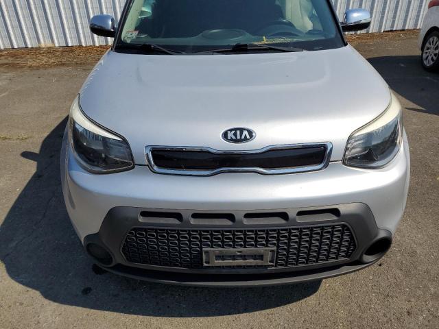 KNDJP3A59E7701503 - 2014 KIA SOUL + SILVER photo 11