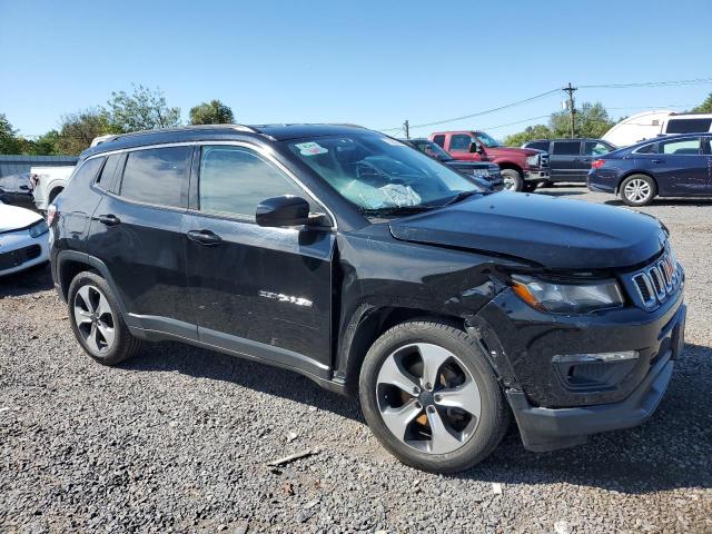 3C4NJCBB1JT271947 - 2018 JEEP COMPASS LATITUDE 黑色 照片 4