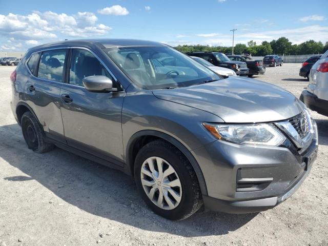 KNMAT2MV3JP528332 - 2018 NISSAN ROGUE S Сірий фото 4