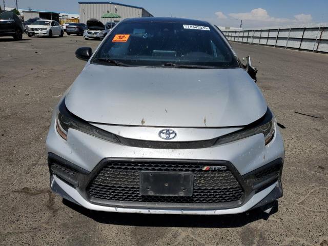 5YFP4MCE9MP074160 - 2021 TOYOTA COROLLA SE SILVER photo 5