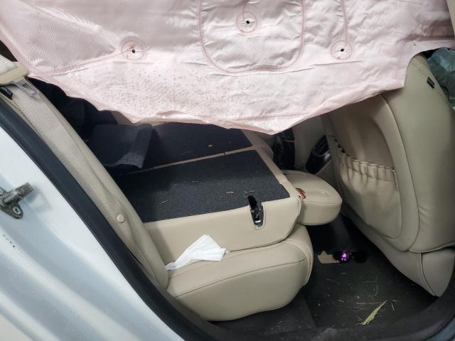 1G4G45G34GF265975 - 2016 BUICK LACROSSE SPORT TOURING WHITE photo 10