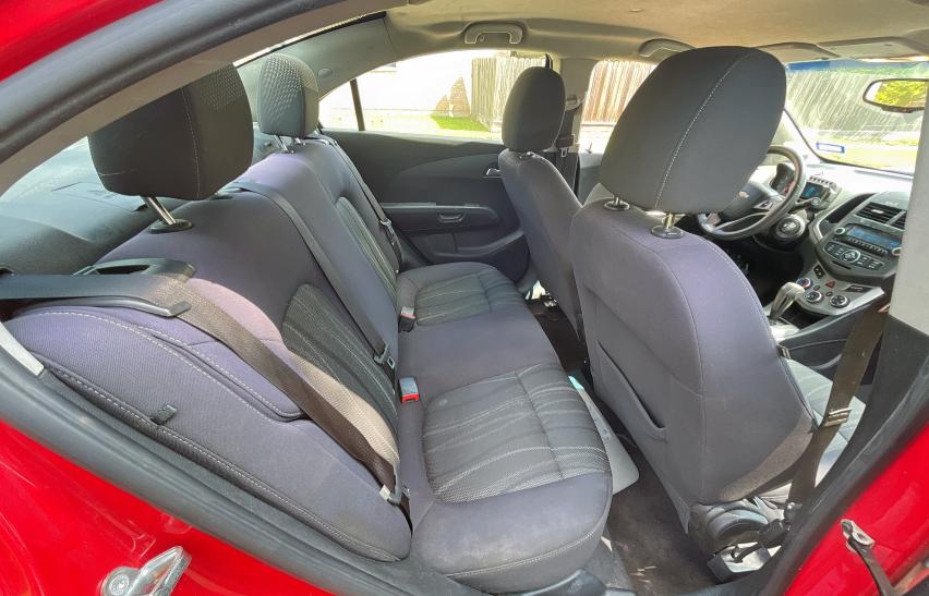 1G1JC5SHXF4127411 - 2015 CHEVROLET SONIC LT RED photo 6