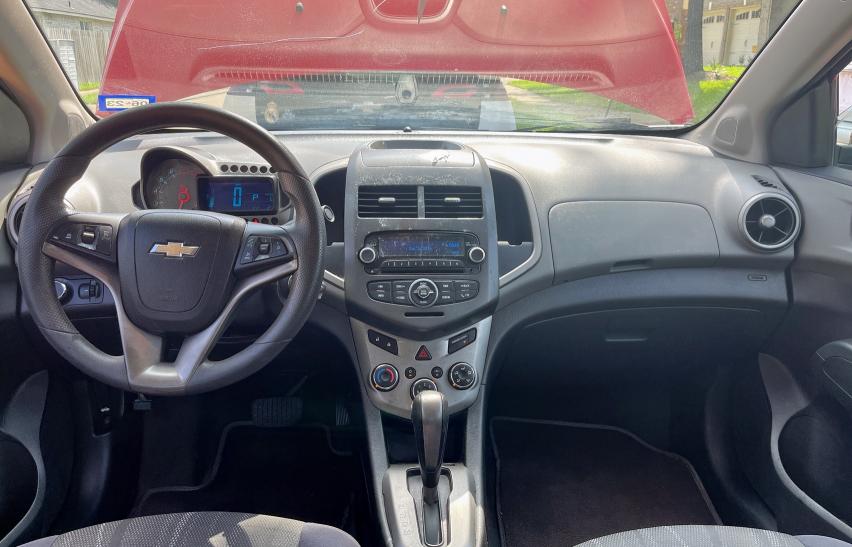 1G1JC5SHXF4127411 - 2015 CHEVROLET SONIC LT RED photo 9