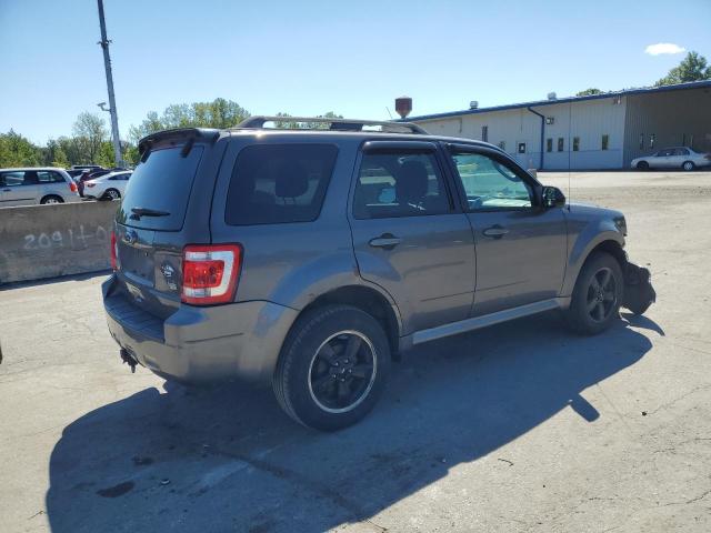 1FMCU9DG9CKC50418 - 2012 FORD ESCAPE XLT GRAY photo 3