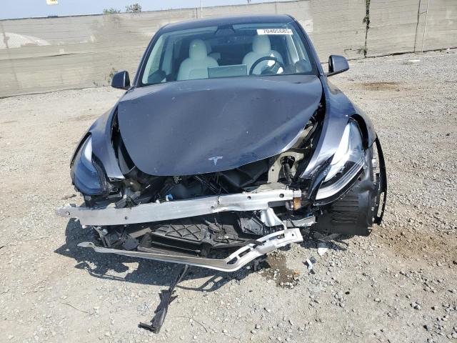 7SAYGDEF4NF447543 - 2022 TESLA MODEL Y GRAY photo 5