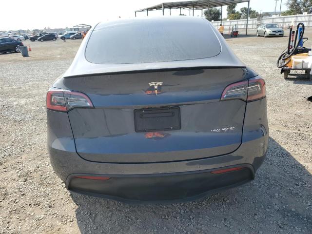 7SAYGDEF4NF447543 - 2022 TESLA MODEL Y GRAY photo 6