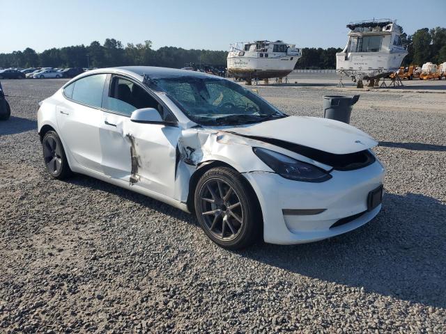 5YJ3E1EA0PF436090 - 2023 TESLA MODEL 3 WHITE photo 4