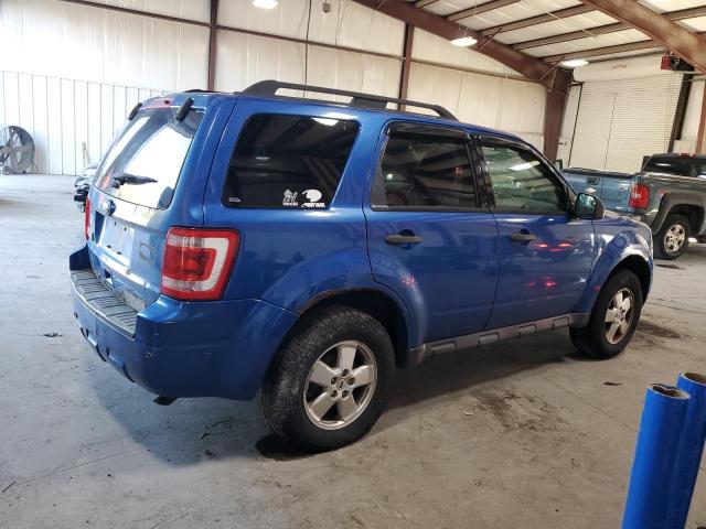1FMCU9D76CKB06423 - 2012 FORD ESCAPE XLT BLUE photo 3