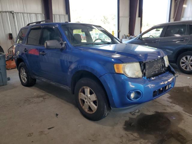 1FMCU9D76CKB06423 - 2012 FORD ESCAPE XLT BLUE photo 4